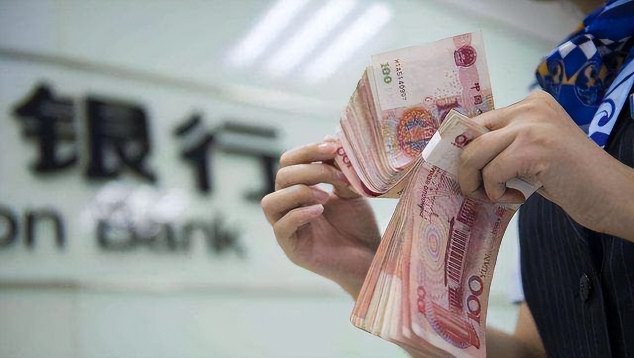 理财产品定期（理财产品定期报告的主要披露内容有）