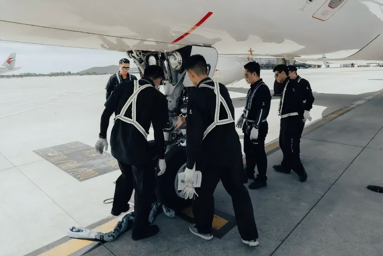 波音737价格人民币（波音737-800价格人民币）