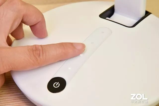 飞利浦是哪国的(飞利浦是哪国的产品别)插图2 飞利浦是哪国的(飞利浦是哪国的产品别)