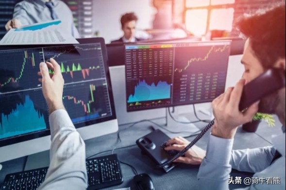 基金定投方式有几种（基金定投有几种定投方法）