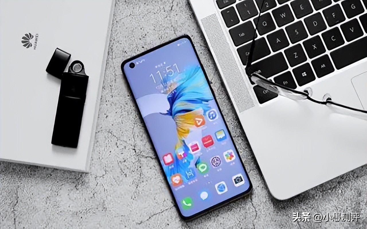 华为mate40e多少钱（华为mate40e多少钱官网8+128）