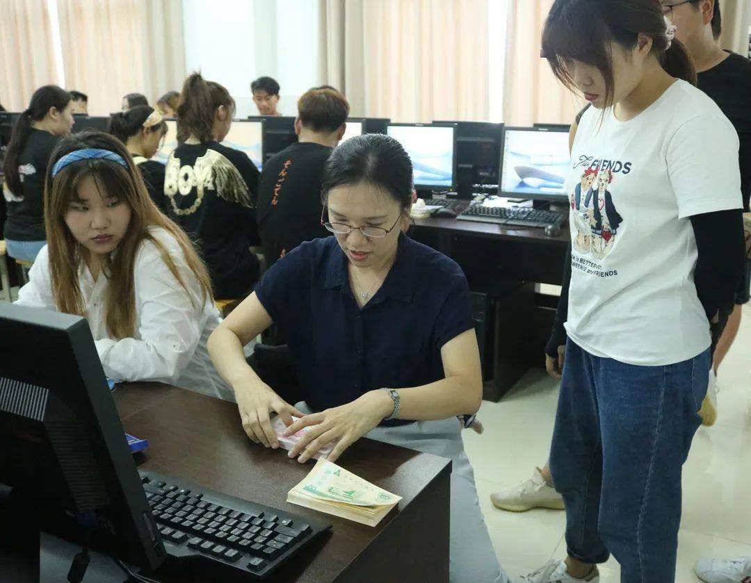 做金融要考什么证书（做金融需要考什么证）