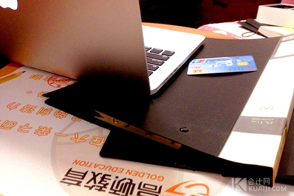 基金从业成绩查询官网（基金从业证成绩查询）