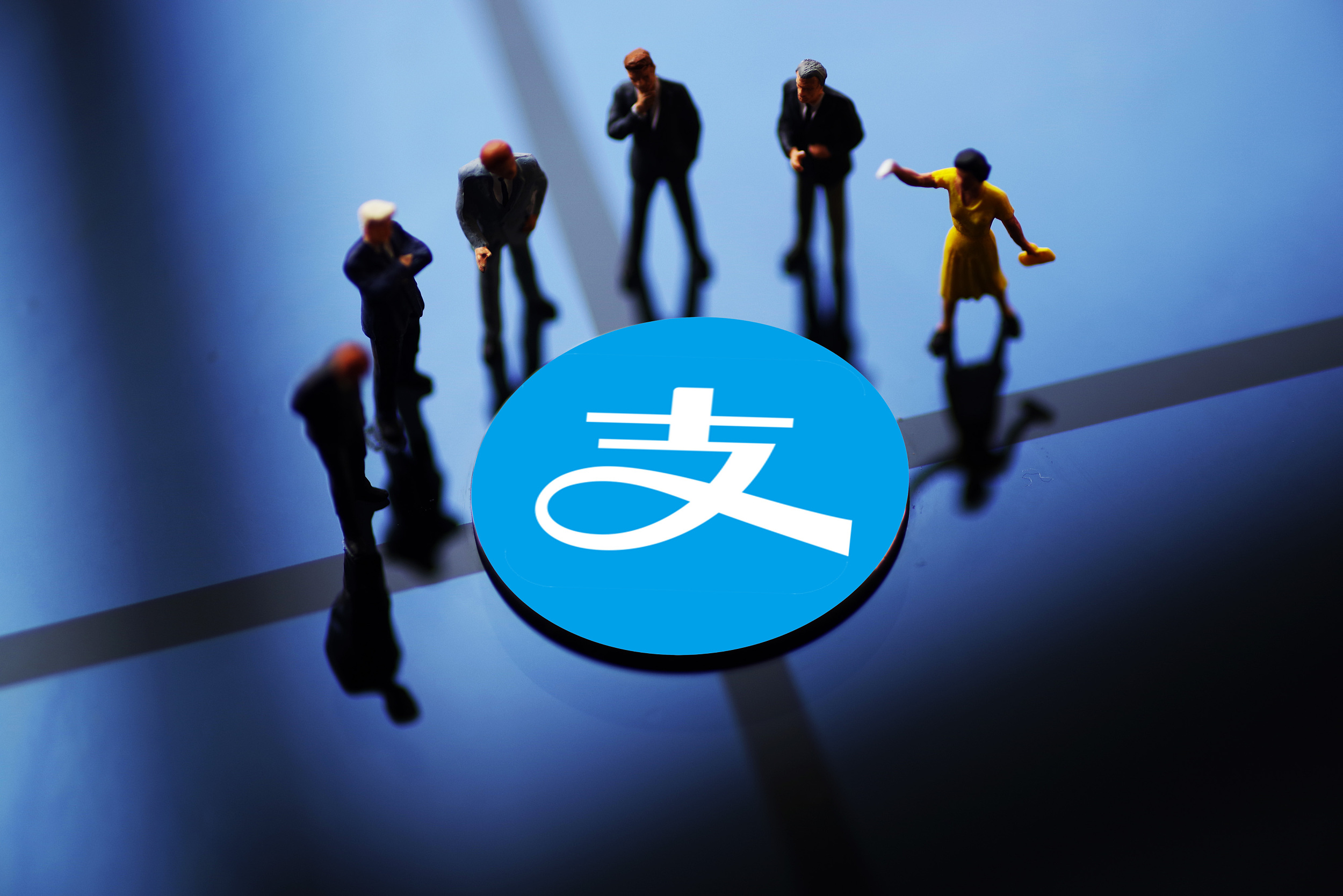 支付宝基金的钱如何拿出来（怎么样把支付宝基金里面的钱拿出来）