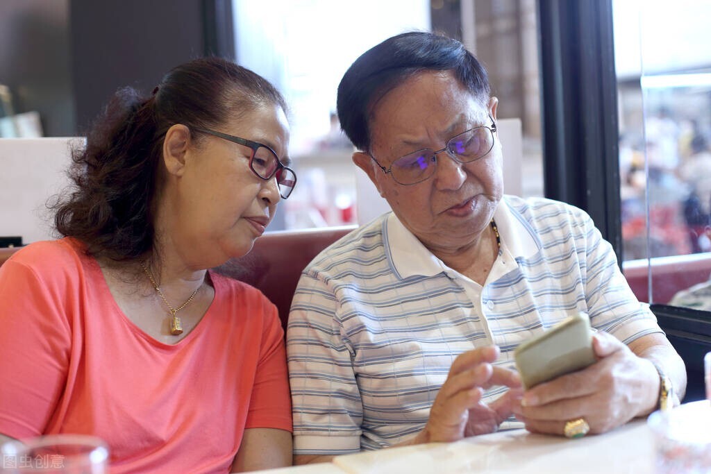 买理财好还是买基金好（现在买理财还是基金好）