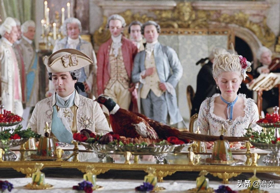 82年的拉菲红酒多少钱一瓶（82年拉菲红酒价格表图片）