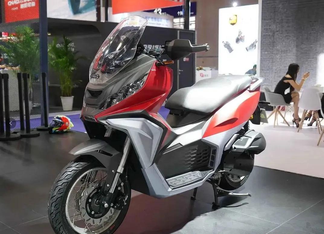 踏板摩托（踏板摩托齿轮油多久更换）