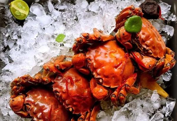 螃蟹热量高吗（螃蟹热量高吗会不会胖）