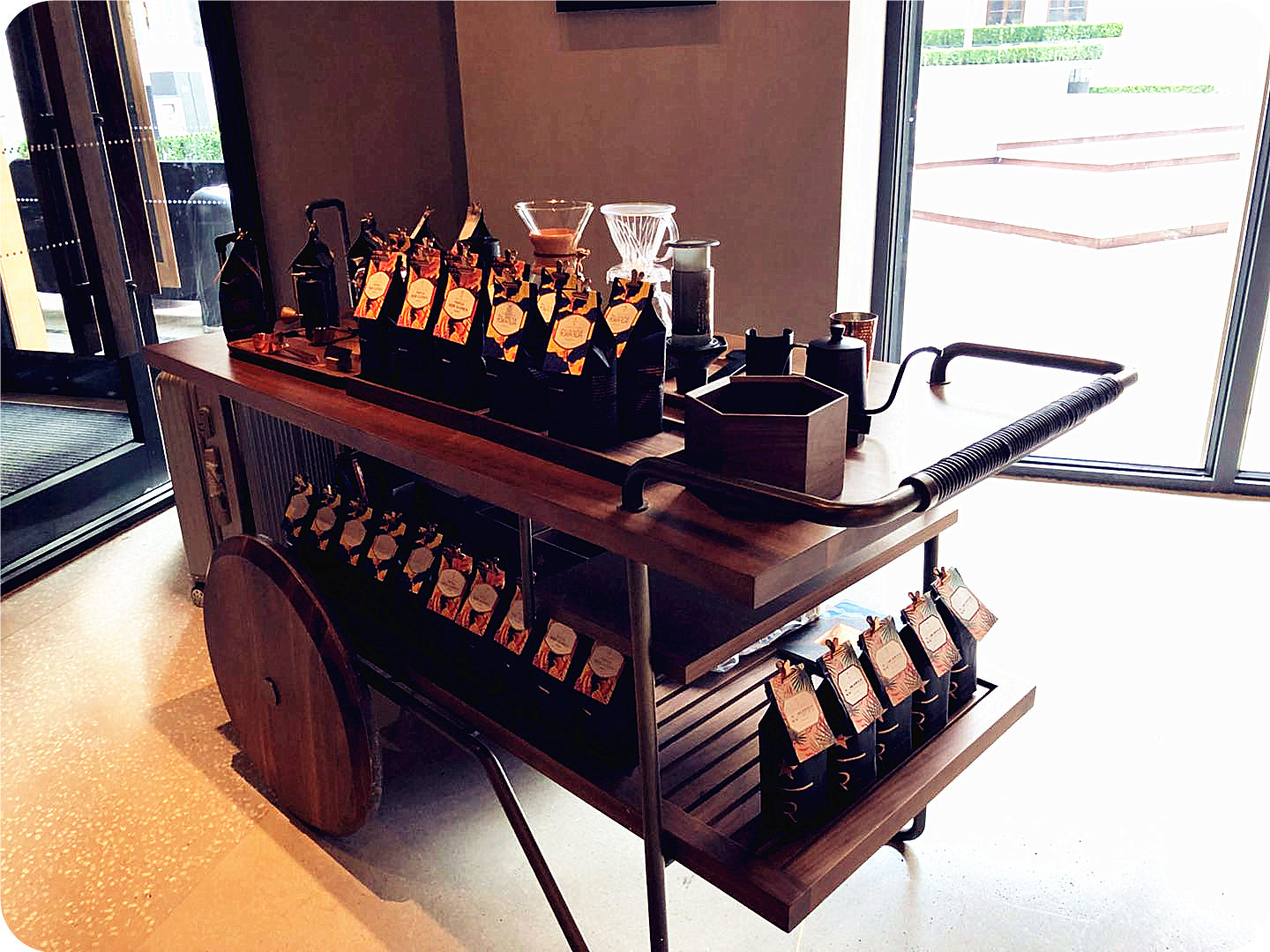 星巴克臻选店全球几家（星巴克臻选店有哪些）