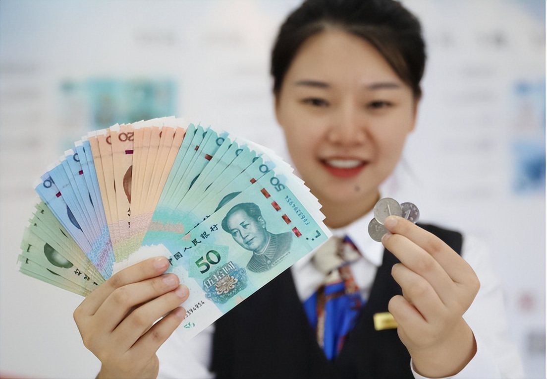 哪国货币最值钱排行（哪个国家货币最值钱排名）