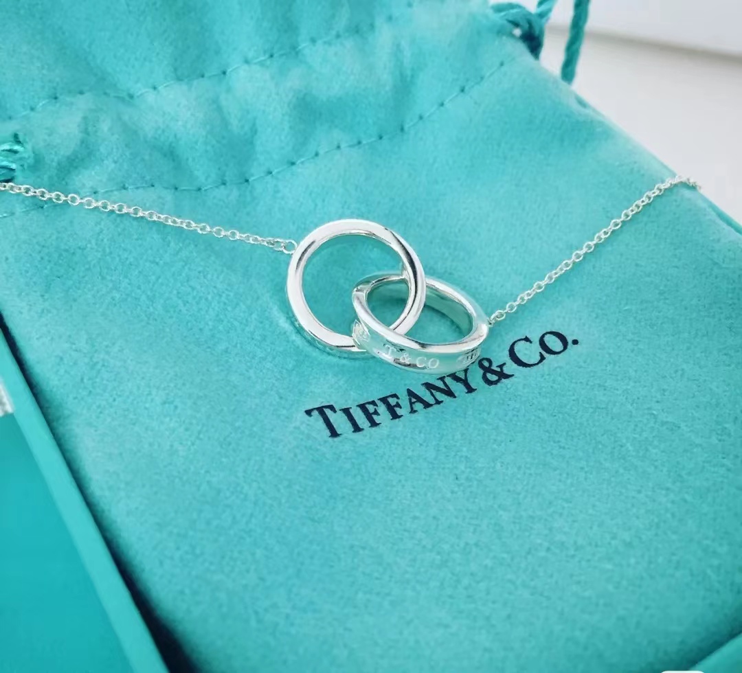 银项链品牌排行榜前十名（银饰项链品牌排行榜前十名）