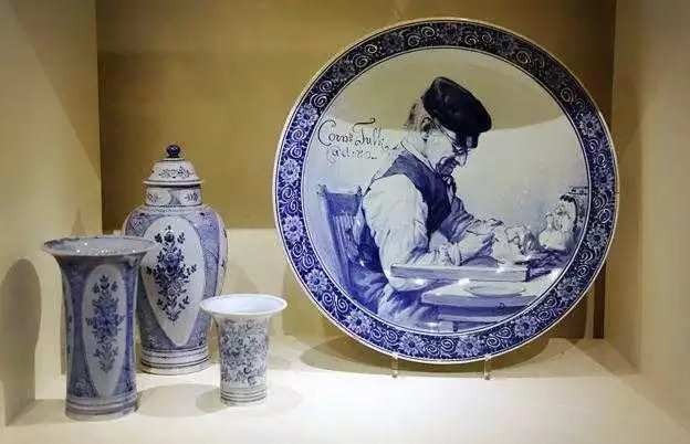 荷兰面积相当于中国哪个省市（荷兰总面积相当于中国哪个省）