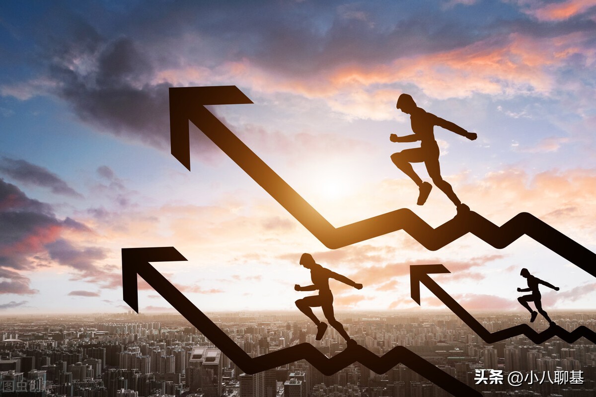 基金运作费用怎么扣的（货币基金运作费用怎么扣的）