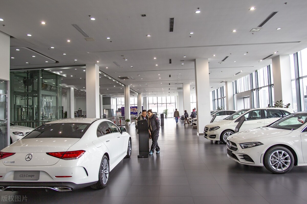 白色牌照是什么车（kd开头的白色牌照是什么车）