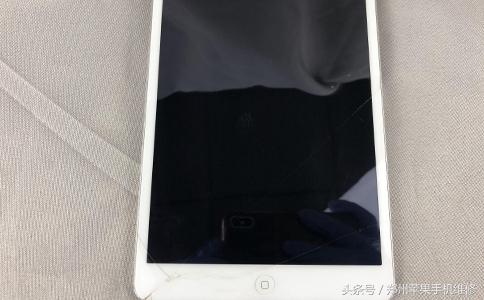 ipad不能充电（ipad闲置太久充不了电）
