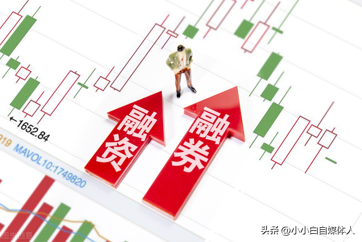 2000元炒股一个月能赚多少钱（2000元炒股一年赚多少）