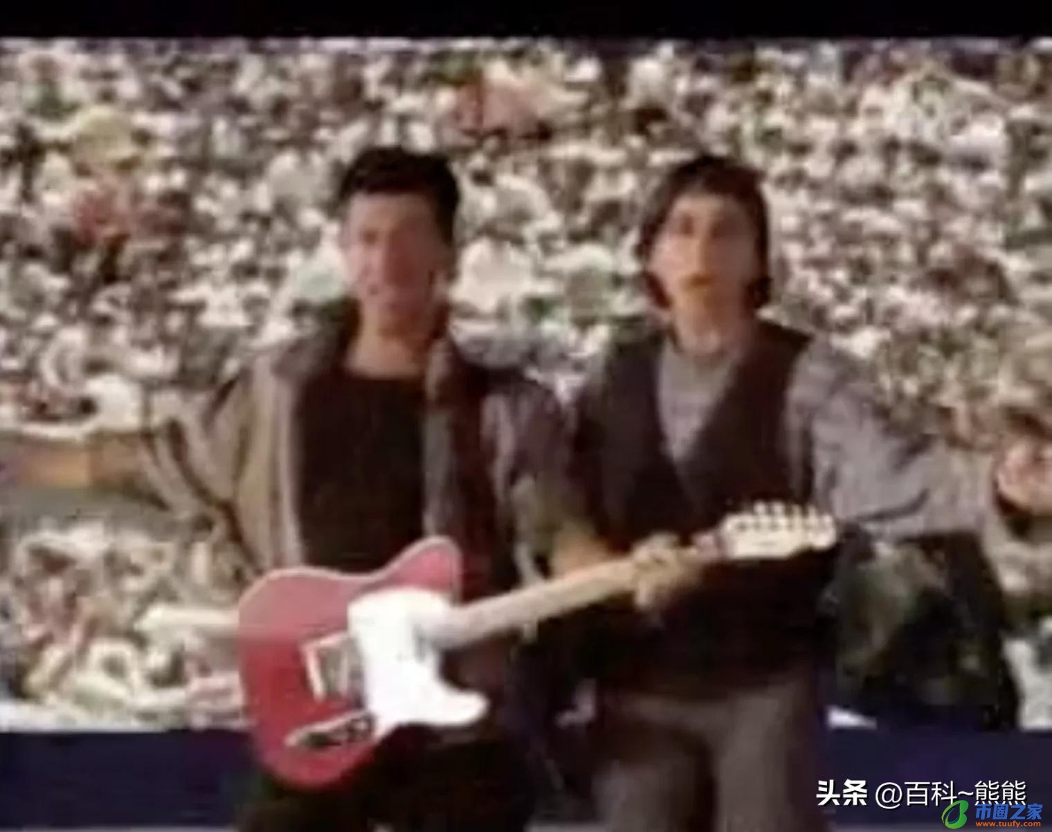 世界杯主题曲歌词（wakawaka世界杯主题曲歌词）