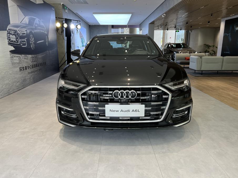 奥迪a6l价格多少（奥迪A6L价格多少2015）
