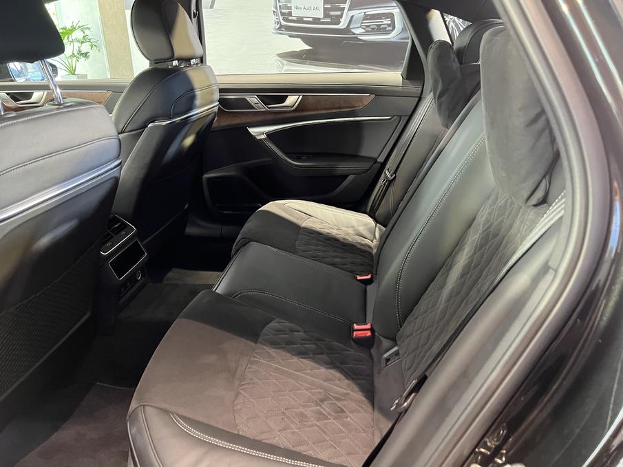 奥迪a6l价格多少（奥迪A6L价格多少2015）