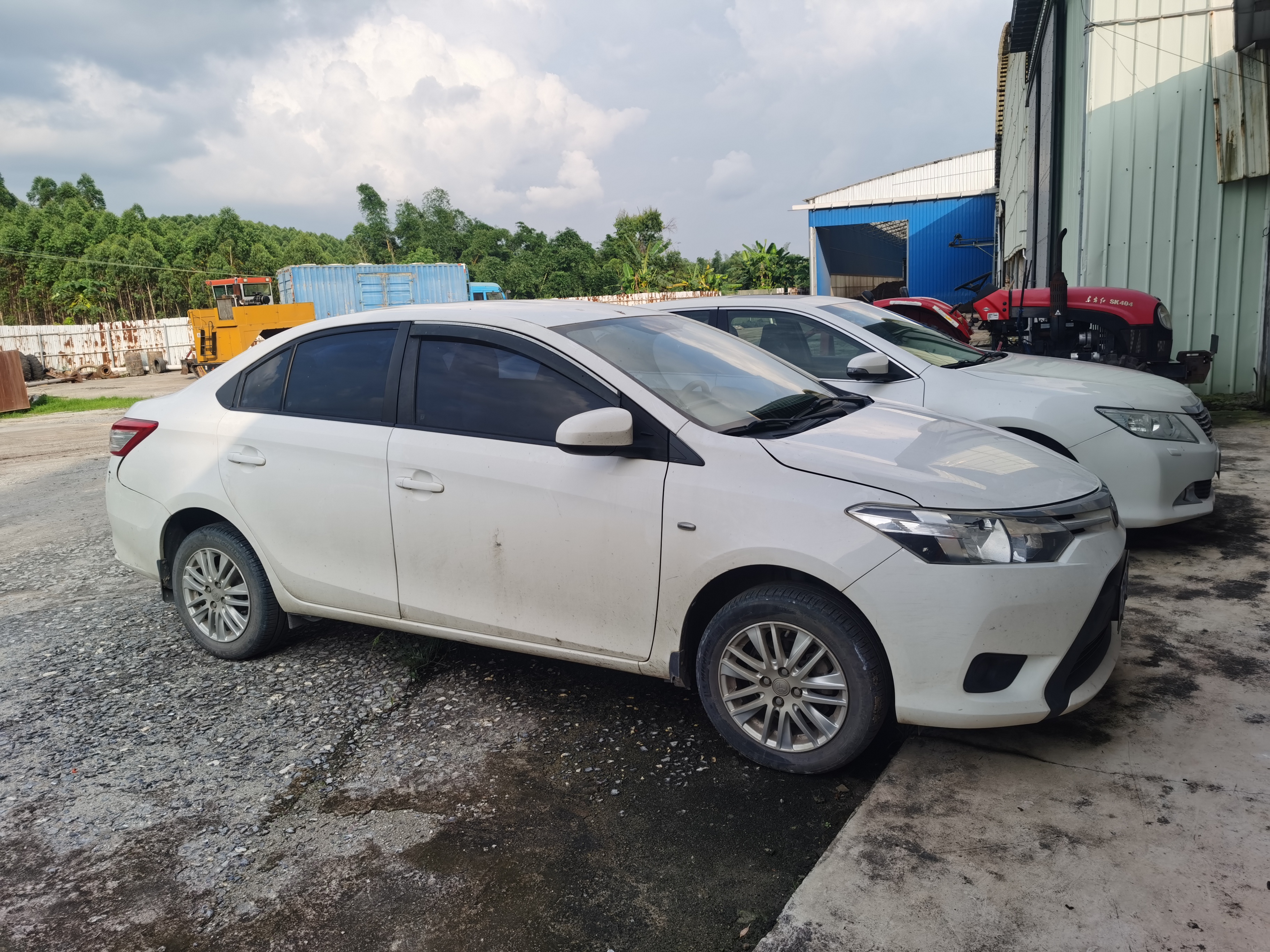 白色牌照是什么车（kd开头的白色牌照是什么车）