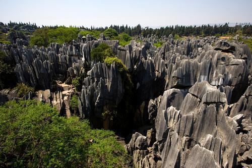 喀斯特地貌的特征(喀斯特地貌的特征和磁场)插图 喀斯特地貌的特征(喀斯特地貌的特征和磁场)