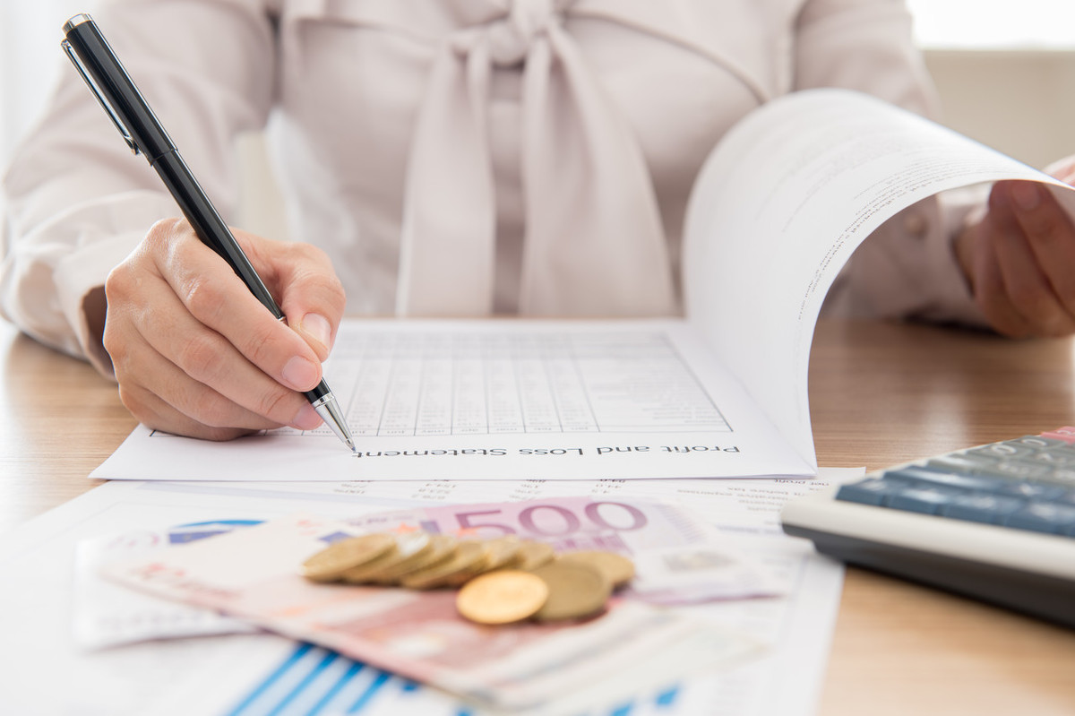 如何理财购买基金（怎样买理财基金）