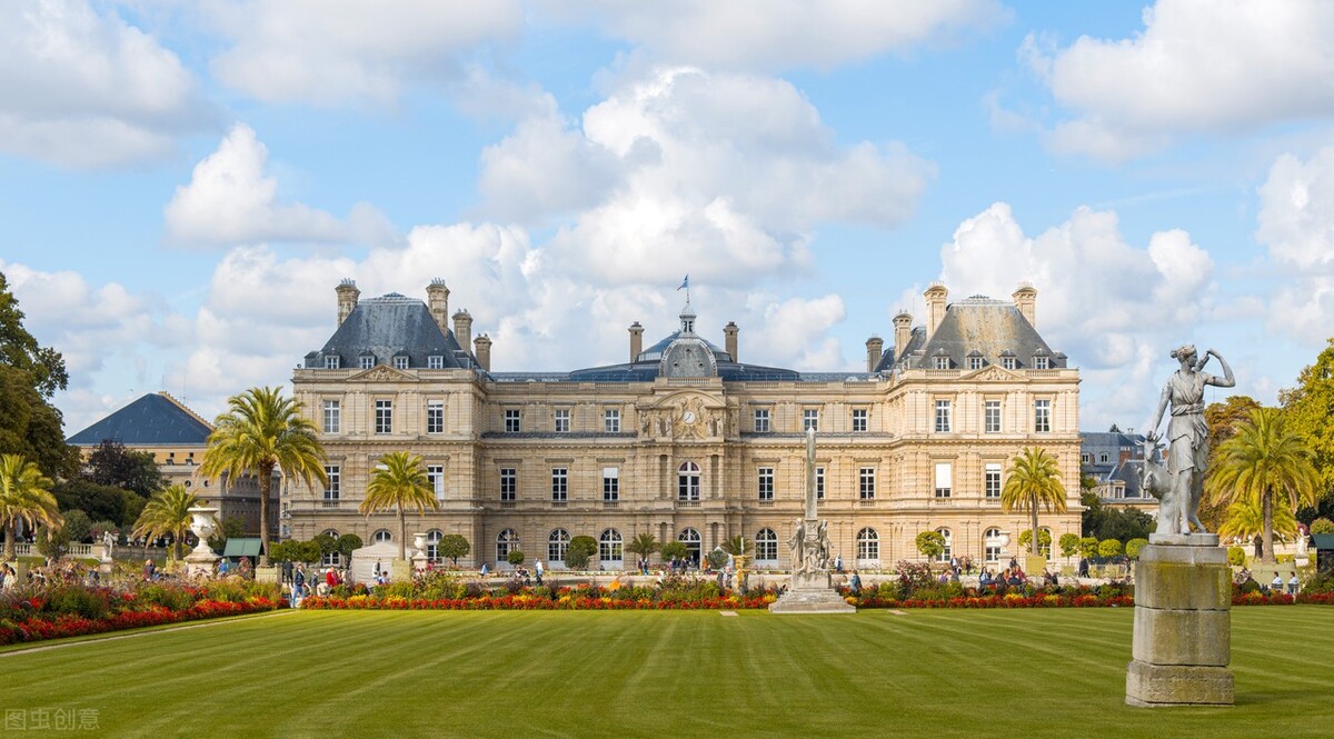 法国著名的建筑物（法国著名的建筑物简笔画）