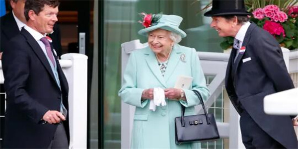 英国女王去世以后 英国女王死后的财富会怎样?插图6 英国女王去世以后 英国女王死后的财富会怎样?