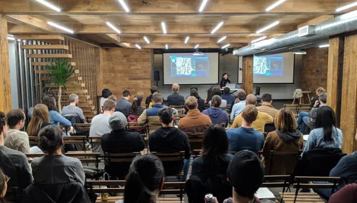 估值暴涨3倍,《瞬息全宇宙》幕后公司Runway引领AI影视新时代