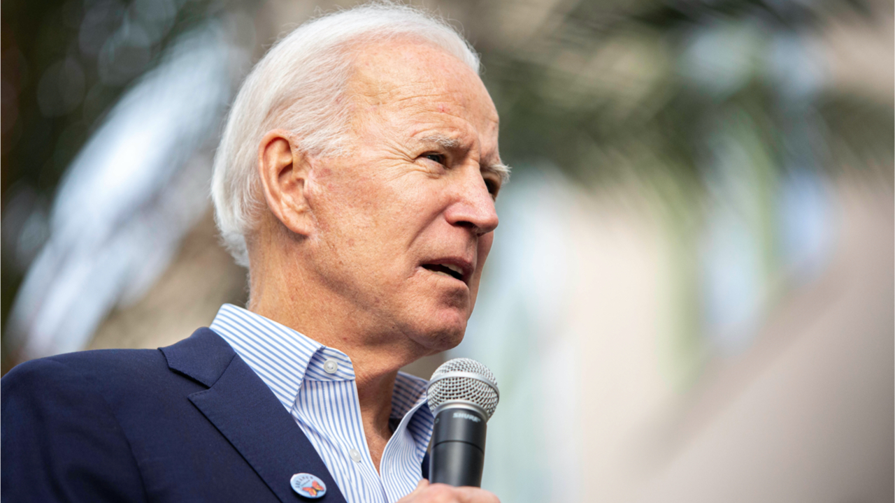Joe Biden Claims Inflationary Pressure 'Rests With the Federal Reserve,' Praises the Fed's 'Extraordinary Support' 美国总统拜登称通胀压力大,欢迎收紧货币政策的可能性